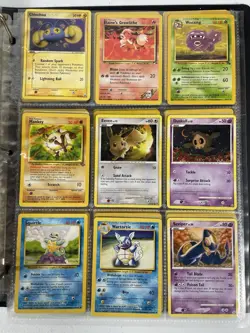 Pokemon Card Collection VTG Binder Holo Rare 1st Stamped WoTC Ivysaur Venusaur - Image 3