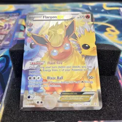 Pokemon TCG - Flareon EX (Full Art) RC28 Generations: Radiant Collection LP - Image 2