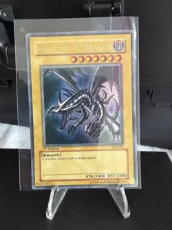 Yugioh Red-Eyes Black Dragon SDJ-001 1st Edition 1996 Holo Rare Yu-Gi-Oh! - Image 1