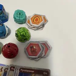 Lot of 17 Bakugan Battle Brawlers aquos, pyrus, haos, ventus, darkus with cards - Image 3