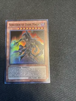 Sorcerer of Dark Magic DPYG-EN010 Super Rare Unlimited Edition NM - Image 1