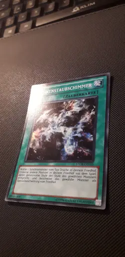 Yu-Gi-Oh! Sternenstaubschimmer, STOR-DE055, Super Rare, 2. Auflage, NM-EX - Image 1