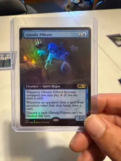 Ghostly Pilferer (Extended Art) Core Set 2021 Foil - Image 1