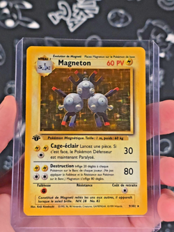 1999 Pokemon 1st Edition French Magneton Holo 009/102 Base Set (WOTC) LP - Image 1