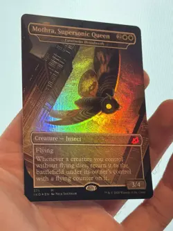 1X FOIL Mothra, Supersonic Queen BORDERLESS NM MTG Magic Ikoria Godzilla EDH - Image 2