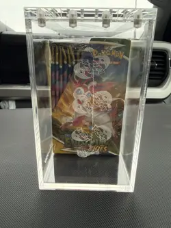 Pokemon TCG Evolving Skies Sword & Shield Booster Box Factory Sealed 36 Packs - Image 4