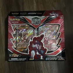Pokemon TCG: Urshifu Single Strike VMAX League Battle Deck Kit - Image 1