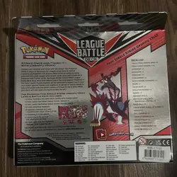 Pokemon TCG: Urshifu Single Strike VMAX League Battle Deck Kit - Image 2