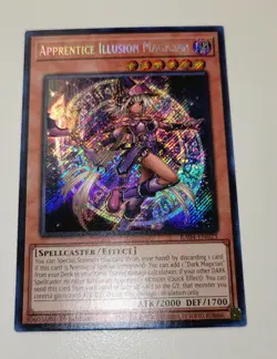 Yugioh Stampede - Apprentice Illusion Magician - Secret Rare - RA04-EN023 - Image 1