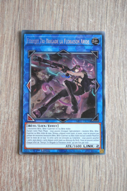 carte YU-GI-OH ! Konami - FERRIJIT TRI-BRIGADE LA FLORAISON ARIDE- 1ere edition - Image 1