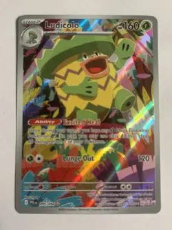 Ludicolo IR 095/094 - Pack Fresh Near Mint Phantasmal Flames Pokemon card - Image 1