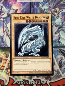 Blue-Eyes White Dragon Ultimate Rare Card OP28-EN001 (OTS Tournament Pack 28) - Image 1