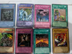 Yu-Gi-Oh 1st Edition 16 card lot - Rare, holo NM to LP, vintage - Image 3