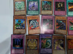 Yu-Gi-Oh 1st Edition 16 card lot - Rare, holo NM to LP, vintage - Image 5