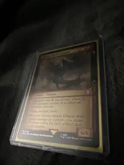 Cavern-Hoard Dragon (Showcase Scrolls) Commander:LOR: Tales of Middle-Earth Foil - Image 2