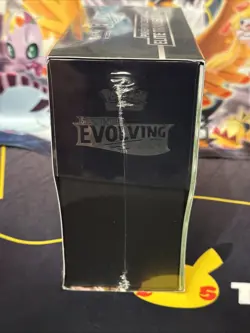 Pokemon - Evolving Skies Pokemon Center ETB Elite Trainer Box - Image 5