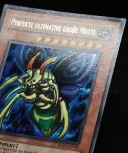 Yu-Gi-Oh! Perfekte Ultimative Grosse Motte ROD-DE001 PSCR [EX-NM] Promo | DE 2004 - Image 5