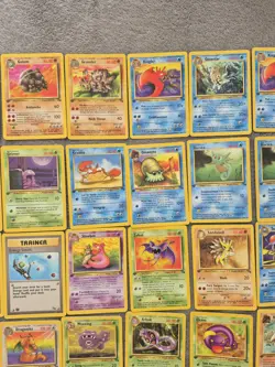 Vintage Pokemon Fossil 1st Edition Lot Non Holo (29 Card Lot NM-MINT) - Image 4