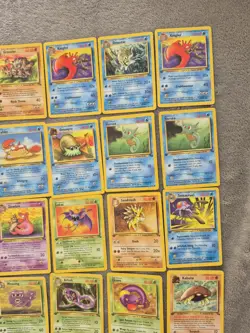 Vintage Pokemon Fossil 1st Edition Lot Non Holo (29 Card Lot NM-MINT) - Image 5