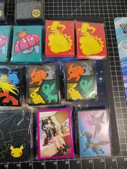 Pokemon ETB Sleeves Mixed Lot Of 26 ft. Evloving skys, Hidden fates and more 🔥 - Image 4