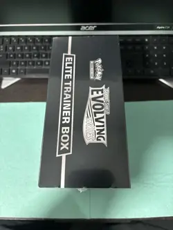 2021 Pokemon TCG Evolving Skies Elite Trainer Box ETB FACTORY SEALED Rare New - Image 5