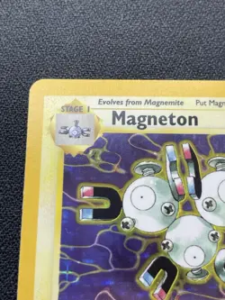 Pokemon Magneton 11/62 Holo Rare Fossil LP (#1) - Image 2