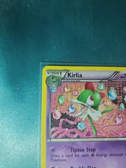 Pokemon Kirlia Radiant Collection B&W Legendary Treasures RC9/RC25 NM - Image 2