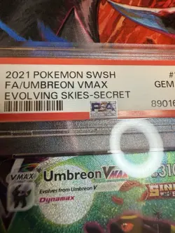 Pokemon 2021 Umbreon VMAX 215/203 Alt Art Evolving Skies GEM MINT PSA 10 - Image 5