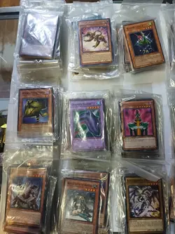 Bulk Lot Of Mixed Vintage Yu-Gi-Oh Cards Approx 5lbs - Image 2