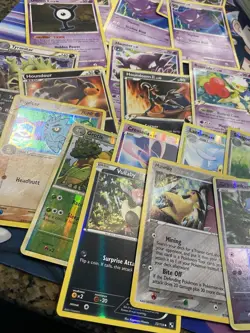 Pokemon Cards Black & White Era Lot Holos And Regular + 2011 Zekrom Tin (empty) - Image 4