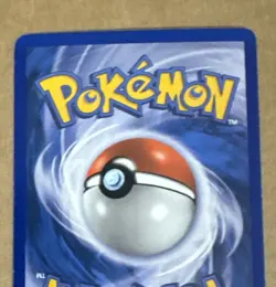 2005 Pokemon TCG Rayquaza EX Stamped Emerald Holo Card 9/106 Rare NM - Image 5