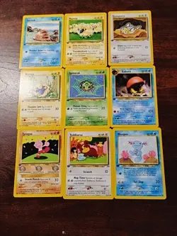 Pokemon Lot OVER 100 cards 1st Edition & Hitmonchan Holo in Pokemon Lunch Box - Image 5