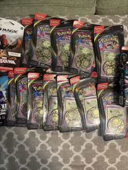 Lot Of 35 Assorted Booster Packs TCG Pokemon MTG Legacy Of The Master And 1 Batt - Image 4