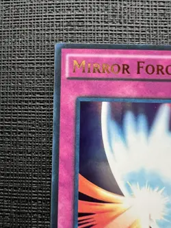 Yugioh! TCG Mirror Force YGLD-ENB33 Ultra Rare Unlimited NM Near Mint - Image 2