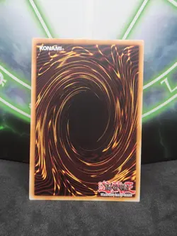 Yugioh Majestic Red Dragon LC5D-EN071 Super Rare 1st Edition NM - Image 2