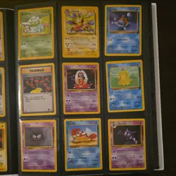 🔥 pokemon tcg vintage lot of 128 cards English/Japanese, 1st ed and shadowless - Image 4
