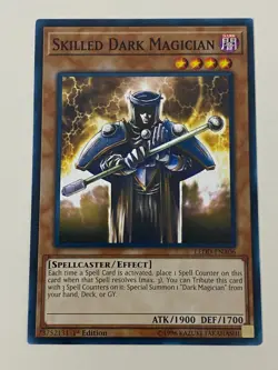 Yugioh - Skilled Magician Set Dark Blue Brown White Red NM - Plus Free Holo - Image 3