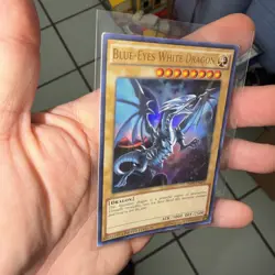 Blue-Eyes White Dragon JMPS-EN002 Ultra Rare Limited Edition Yugioh - Image 3