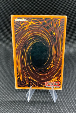 Yu-Gi-Oh! Blue-Eyes White Dragon SKE-001 *SUPER RARE* - Image 2