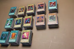 Huge Vintage Yu-Gi-Oh! Card Lot - 1,250+ Cards - Early Era Bulk Collection - Image 1