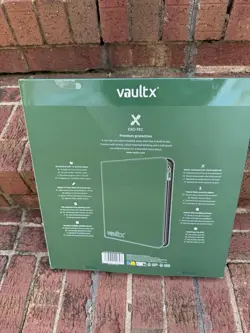 Vault X Green 12-Pocket Exo-Tec Zip Binder - 480 Cards - New - Image 2