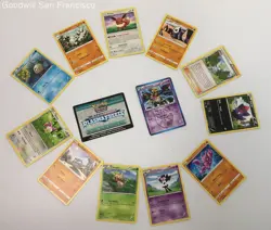 Large Lot of Pokemon TCG Trading Game Cards - Image 4