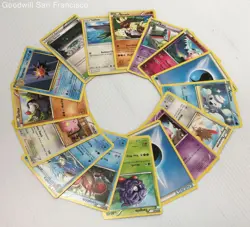 Large Lot of Pokemon TCG Trading Game Cards - Image 3