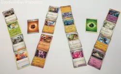 Large Lot of Pokemon TCG Trading Game Cards - Image 4