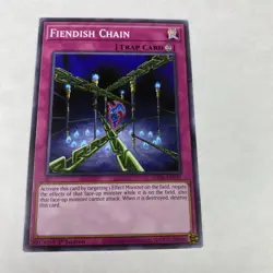 Yugioh Fiendish Chain Sdck-en 037 the Crimson King 1st Edition Common - Image 1