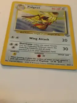 Pidgeot 8/64 Holo Jungle Set Pokemon Card - Image 3