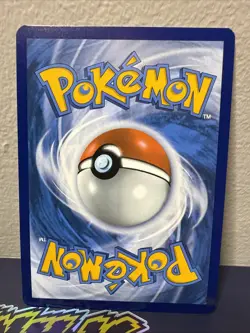 Victini 208 Jumbo Cards Holo - Image 2