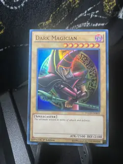 Yugioh Dark Magician YGLD-ENB02 Ultra Rare 1st Edition NM - Image 1