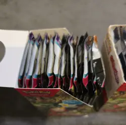 Pokemon Scarlet Violet Paradox Rift Booster Packs x46 - Image 2