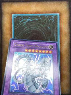 Yugioh Cyber Twin Dragon CRV-EN035 Ultimate Rare 1st Ed NM - Image 2